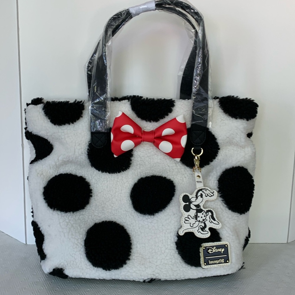 Loungefly x Disney Minnie Rocks the Dots Sherpa Bag
